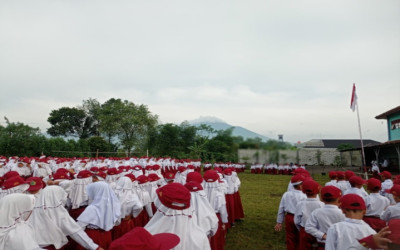 SABAR MUNANTO KEPALA MADRASAH SEDERHANA: BERDOA, TERTIB, DAN BERTANGGUNG JAWAB